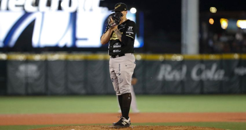 LaMP-Nick-Struck-Sultanes-MTYvsJAL-05ene21