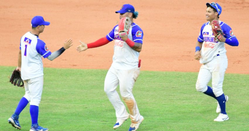 LaMP-Williams-Astudillo-Colombia-Serie-Del-Caribe-02feb2022