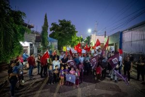 Los sueños de pavimentación sí se cumplen: Familias de la Antorchista y Los Huizaches celebran con Juan de Dios Gámez el inicio de las obras