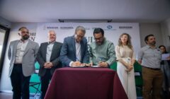 Juan de Dios Gámez firma acuerdo para dispersar 120 mdp en créditos de Impulso NAFIN