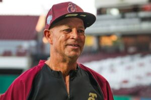 Tomateros apuesta por Lorenzo Bundy