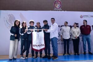 ABANDERAN A DELEGACIÓN SINALOENSE RUMBO A LA OLIMPIADA NACIONAL CONADE 2026