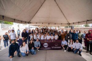 «Venimos a escuchar”; Juan de Dios al inaugurar tres calles para llegar a la pavimentación 247 en Culiacán