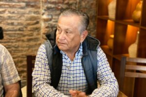 Crisis de competitividad, altos costos y contrabando desplazan al camarón mexicano del mercado: Carlos Urías