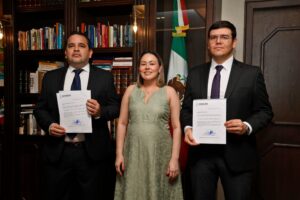 Gobernadora Yeraldine Bonilla toma protesta a nuevos funcionarios en la SGG y el Despacho