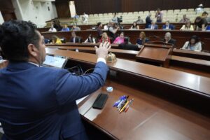 Congreso da lectura a seis nuevas iniciativas