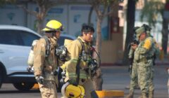 Continúan labores de atención y control tras incendio en plaza comercial de Los Mochis
