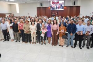 Presentan revista y libro sobre la vida y legado de “Marthita Arredondo” en el Congreso de Sinaloa