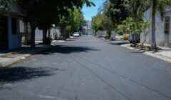 Calles más seguras y en mejores condiciones llegan al sector Capistrano con trabajos de reencarpetado